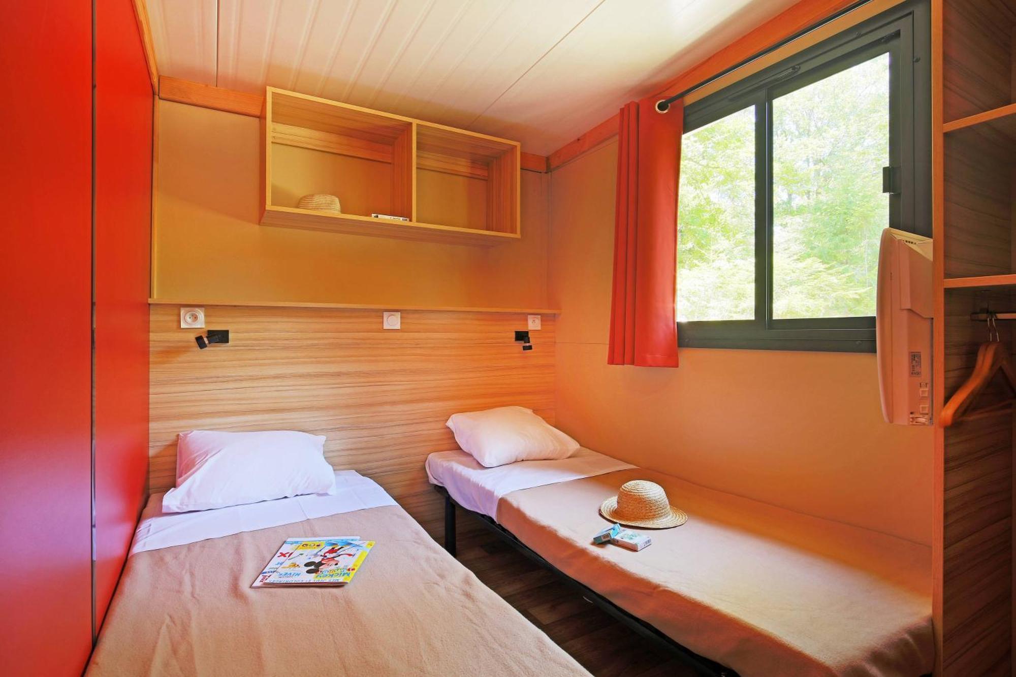 Huttopia Pays De Cordes Sur Ciel Albi Room photo